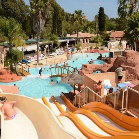 4 Etoiles - Parc Aquatique - Efacfc Hyeres