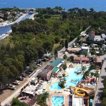Zecamping 4 Etoiles Anime 500m Parc Aquatique Locatif Tv Clim Κάμπινγκ 4*